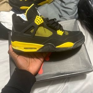 Jordan 4
